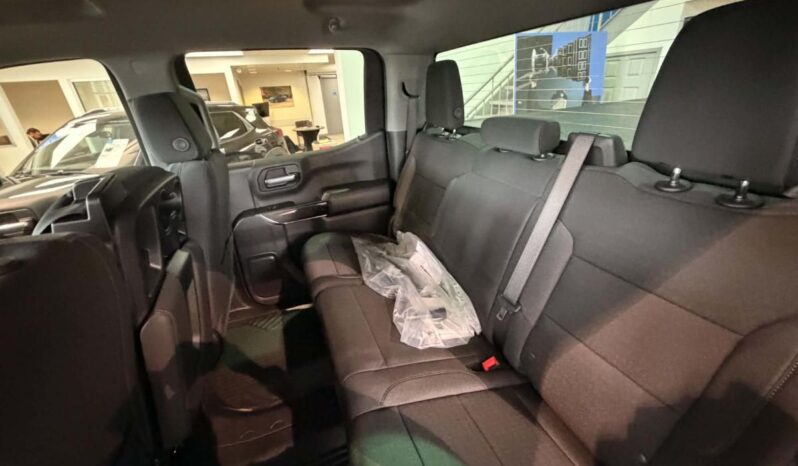 
								2026 Chevrolet Silverado 1500 Crew Cab Standard full									