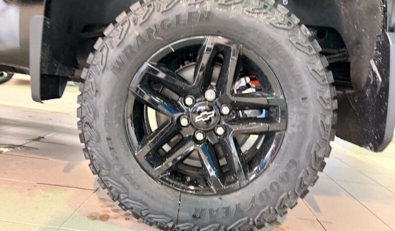 
								2026 Chevrolet Silverado 1500 Crew Cab Standard full									