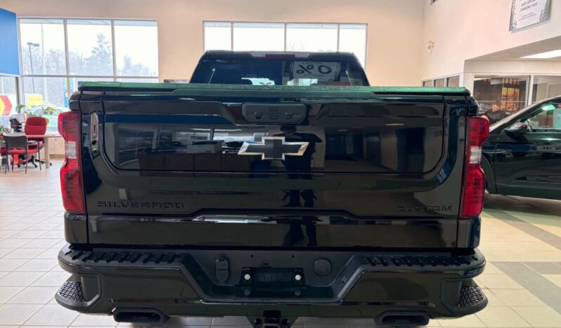 
								2026 Chevrolet Silverado 1500 Crew Cab Standard full									