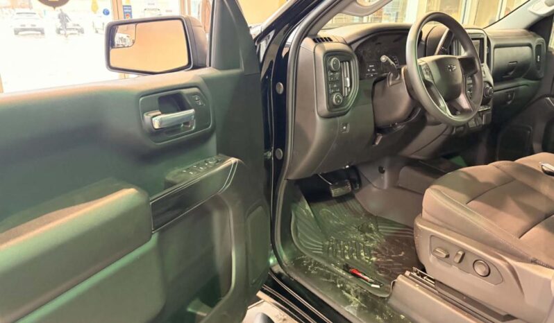 
								2026 Chevrolet Silverado 1500 Crew Cab Standard full									