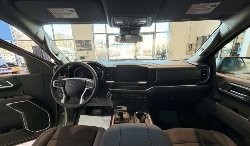 
								2026 Chevrolet Silverado 1500 Crew Cab Standard full									