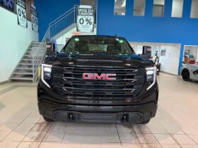 2026 GMC Sierra 1500 Crew Cab Standard