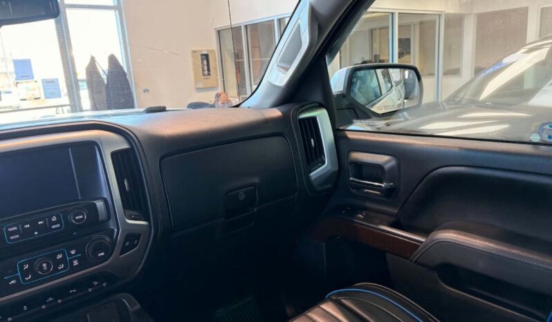 
								2017 GMC Sierra 1500 Double 4×4 Sle full									