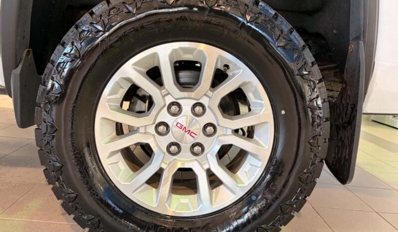 
								2017 GMC Sierra 1500 Double 4×4 Sle full									