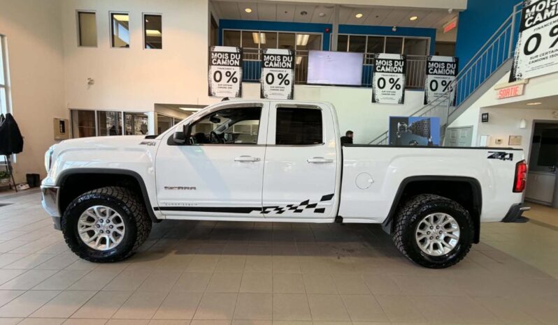 
								2017 GMC Sierra 1500 Double 4×4 Sle full									