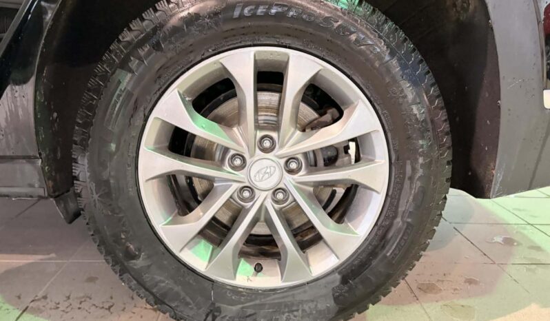 
								2020 Hyundai Santa Fe Essential Awd 2.4l full									