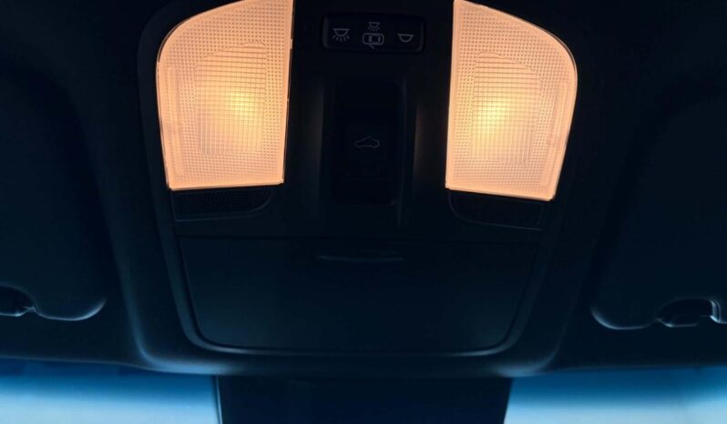 
								2020 Hyundai Veloster Turbo M6 full									
