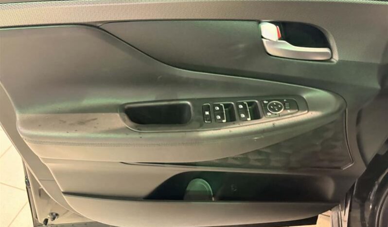 
								2020 Hyundai Santa Fe Essential Awd 2.4l full									