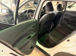 
										2021 Nissan Kicks Sv Cvt full									