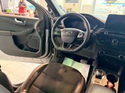 
										2023 Ford Escape St-Line Awd full									