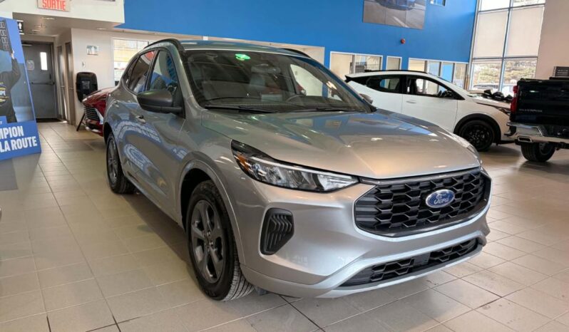 
								2023 Ford Escape St-Line Awd full									