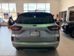 
										2023 Ford Escape St-Line Awd full									