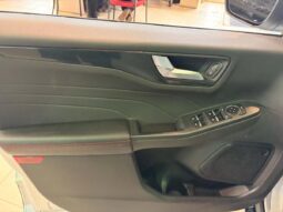 
										2023 Ford Escape St-Line Awd full									