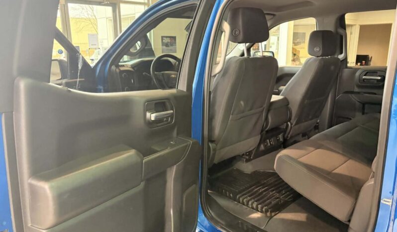 
								2024 Chevrolet Silverado 1500 Crew Cab Standard full									