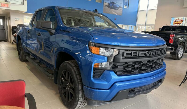 
								2024 Chevrolet Silverado 1500 Crew Cab Standard full									