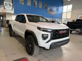 2024 GMC Canyon Crew Cab Short Box 4