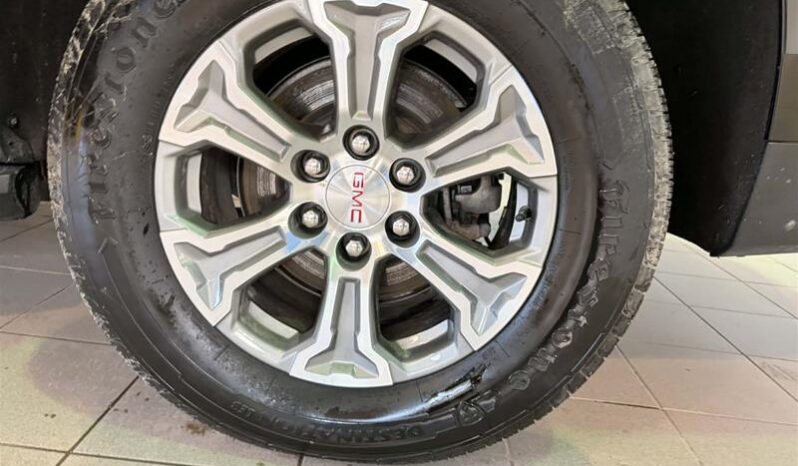 
								2024 GMC Yukon 4wd 4dr Sle full									