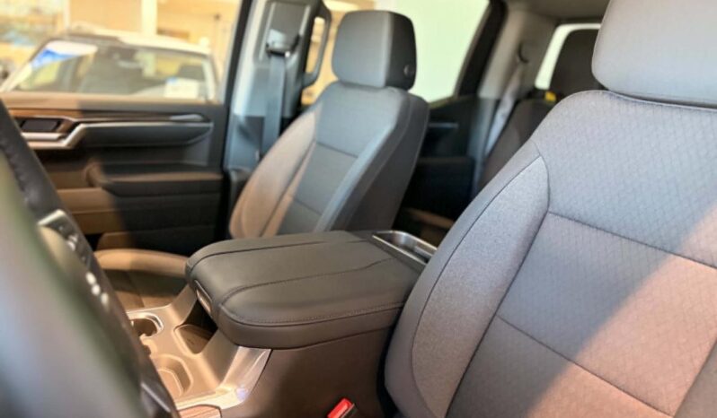 
								2026 Chevrolet Silverado 1500 Crew Cab Standard full									