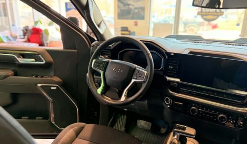 
								2026 Chevrolet Silverado 1500 Crew Cab Standard full									
