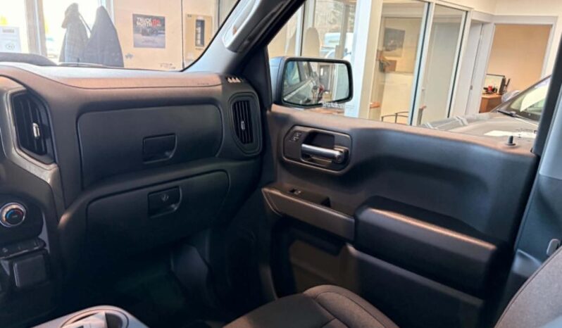 
								2026 Chevrolet Silverado 1500 Crew Cab Standard full									