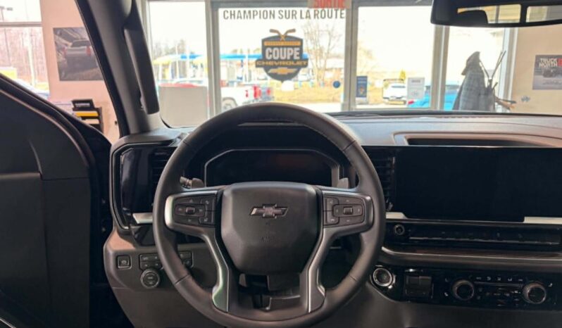 
								2026 Chevrolet Silverado 1500 Crew Cab Standard full									