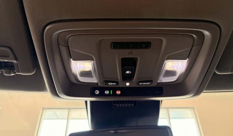 
								2026 Chevrolet Silverado 1500 Crew Cab Standard full									