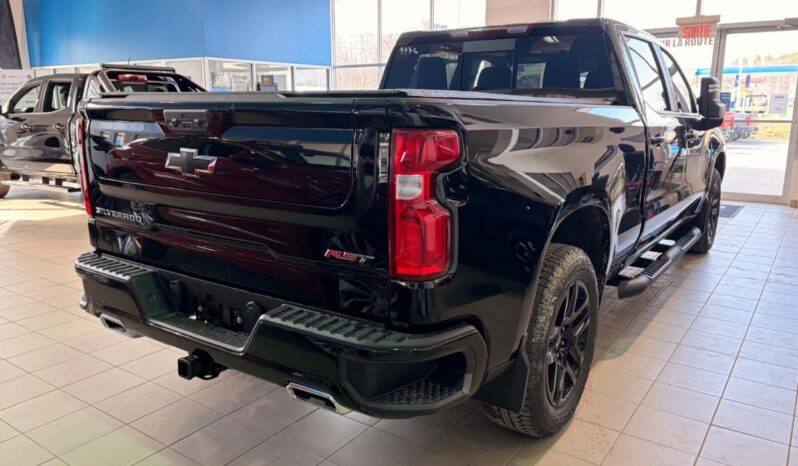 
								2026 Chevrolet Silverado 1500 Crew Cab Standard full									