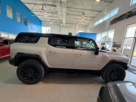 2026 GMC Hummer EV SUV E4wd 4dr 2x 3vl