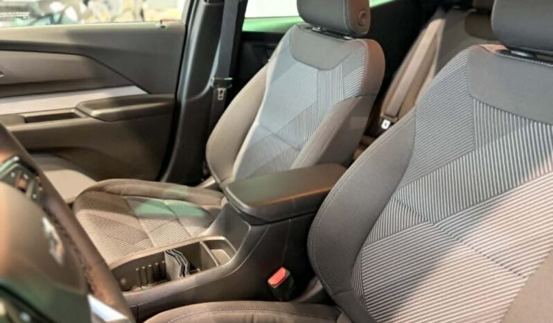 
								2027 Chevrolet Bolt Fwd 4dr Lt full									