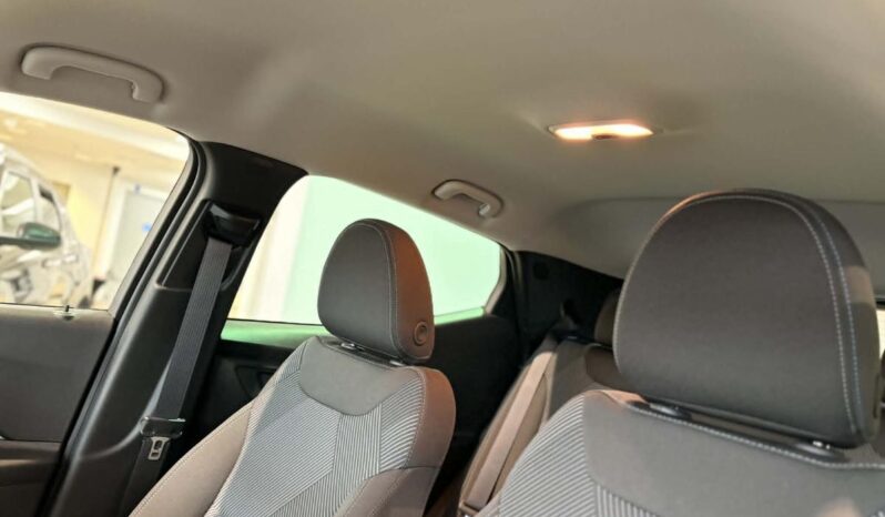
								2027 Chevrolet Bolt Fwd 4dr Lt full									
