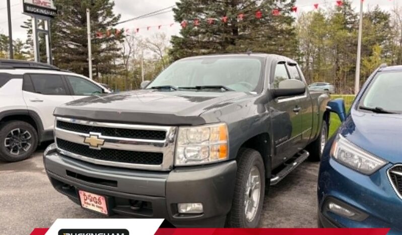 2011 Chevrolet Silverado 1500 - Used Truck - VIN: 1GCRKTE34BZ128553 - Buckingham Chevrolet Buick GMC Gatineau