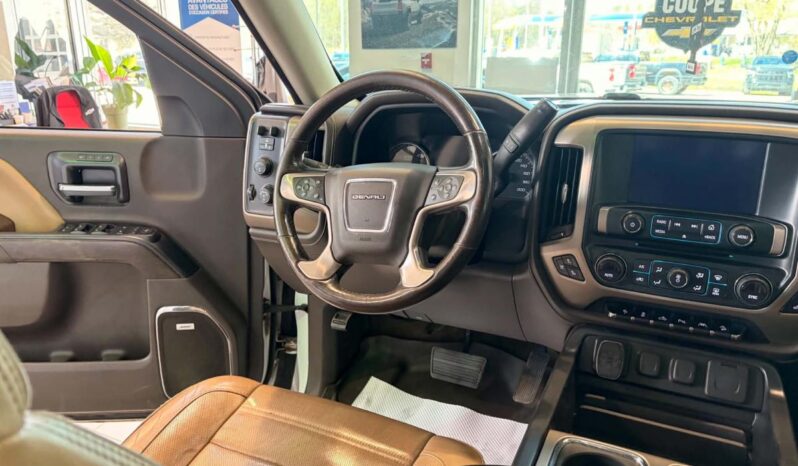 
								2017 GMC Sierra 1500 Crew 4×4 Denali full									