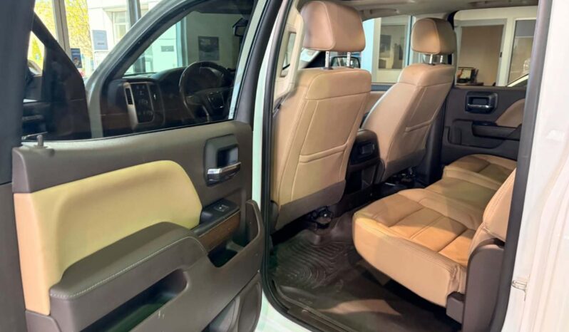 
								2017 GMC Sierra 1500 Crew 4×4 Denali full									