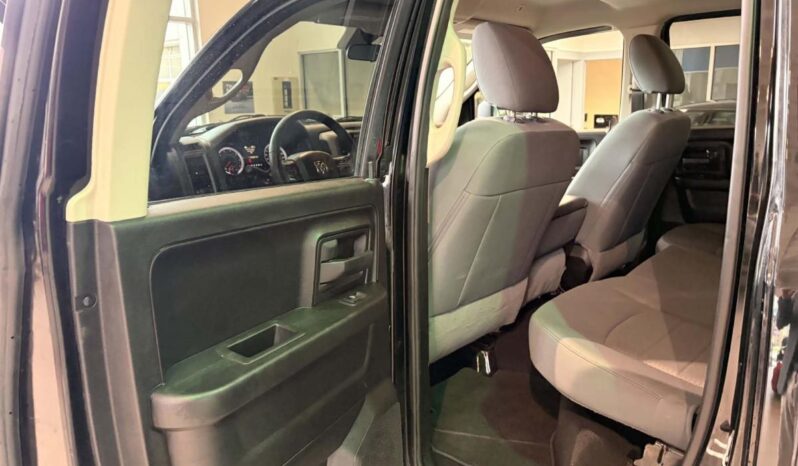 
								2019 RAM 1500 St 140.5″ Wb 6’4 full									