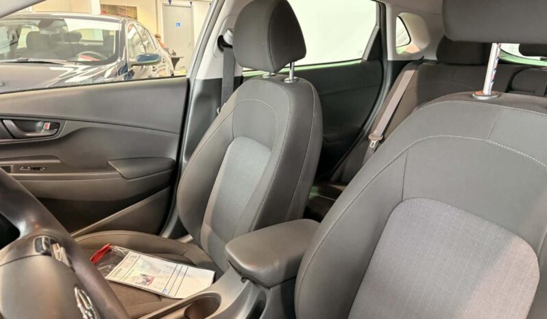 
								2022 Hyundai Kona 2.0l Awd Preferred full									