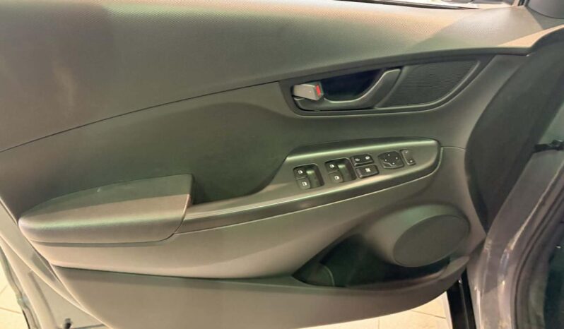 
								2022 Hyundai Kona 2.0l Awd Preferred full									