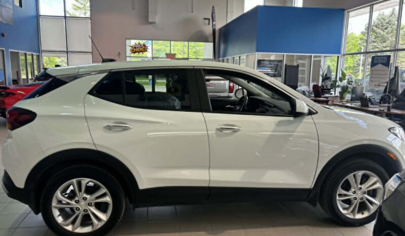 
								2023 Buick Encore Gx Preferred Awd full									