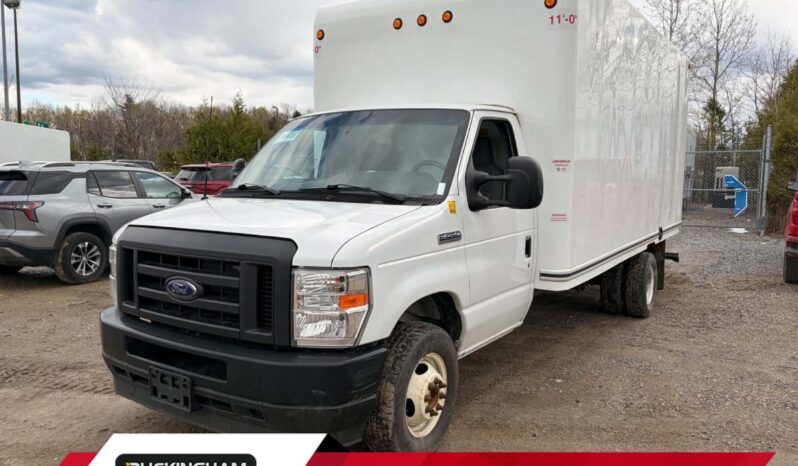 2023 Ford E-series - Used Van - VIN: 1FDWE4FK4PDD31450 - Buckingham Chevrolet Buick GMC Gatineau