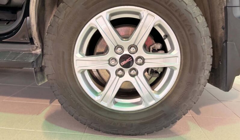 
								2023 GMC Acadia Awd At4 full									