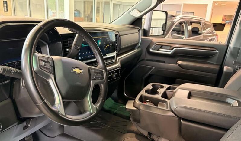 
								2024 Chevrolet Silverado 2500 4wd Crew Cab full									