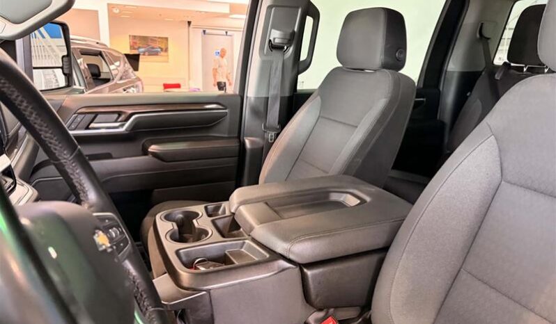 
								2024 Chevrolet Silverado 2500 4wd Crew Cab full									