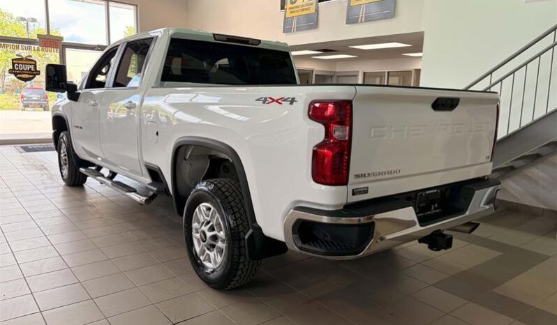 
								2024 Chevrolet Silverado 2500 4wd Crew Cab full									