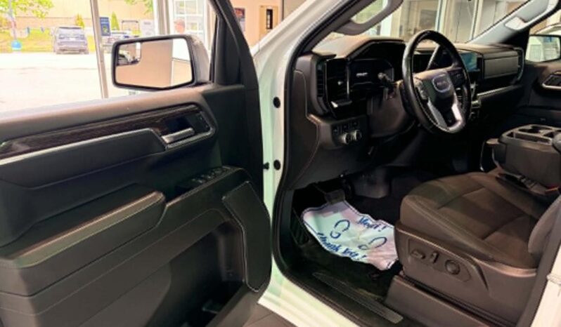 
								2024 GMC Sierra 1500 Crew Cab Standard full									