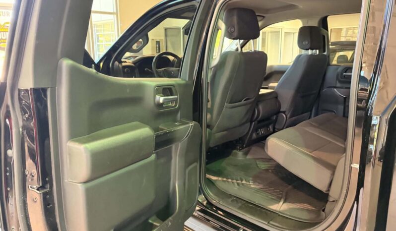 
								2025 Chevrolet Silverado 1500 Crew Cab Standard full									