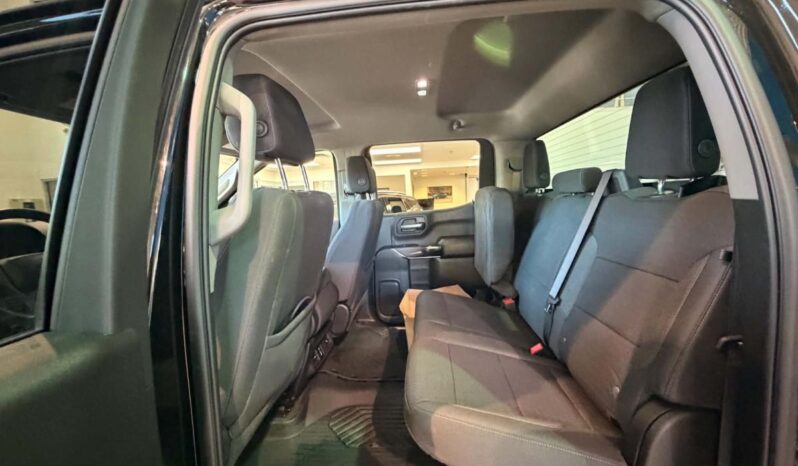 
								2025 Chevrolet Silverado 1500 Crew Cab Standard full									