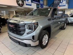 2025 GMC Sierra 1500 - Used Truck - VIN: 3GTNUAED5SG149319 - Buckingham Chevrolet Buick GMC Gatineau
