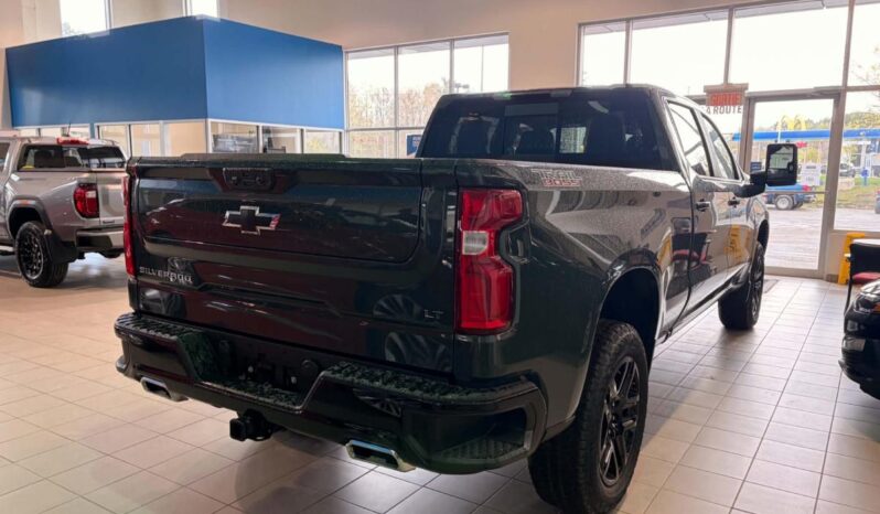 
								2026 Chevrolet Silverado 1500 Crew Cab Standard full									