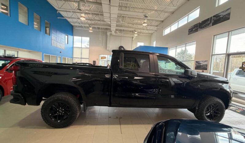 
								2026 Chevrolet Silverado 1500 Crew Cab Standard full									