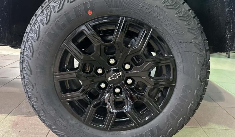 
								2026 Chevrolet Colorado Crew Cab Short Box 4 full									
