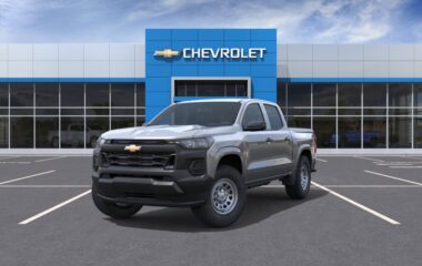 2026 Chevrolet Colorado Crew Cab Short Box 2